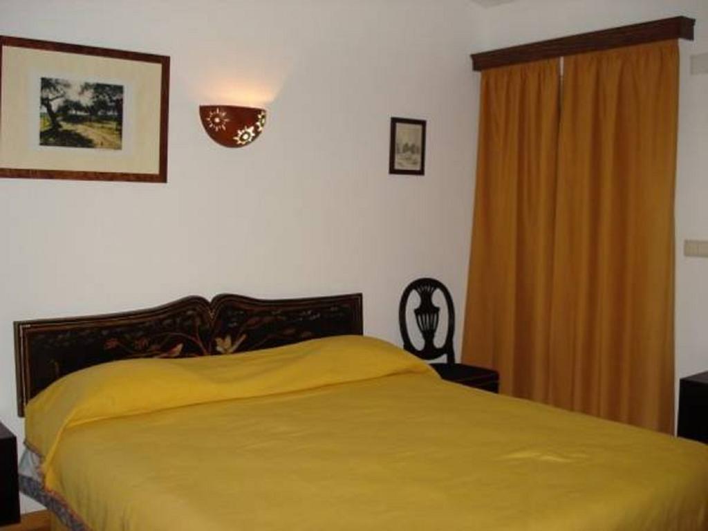 Casa Do Chafariz Hotel Монсанту Стая снимка