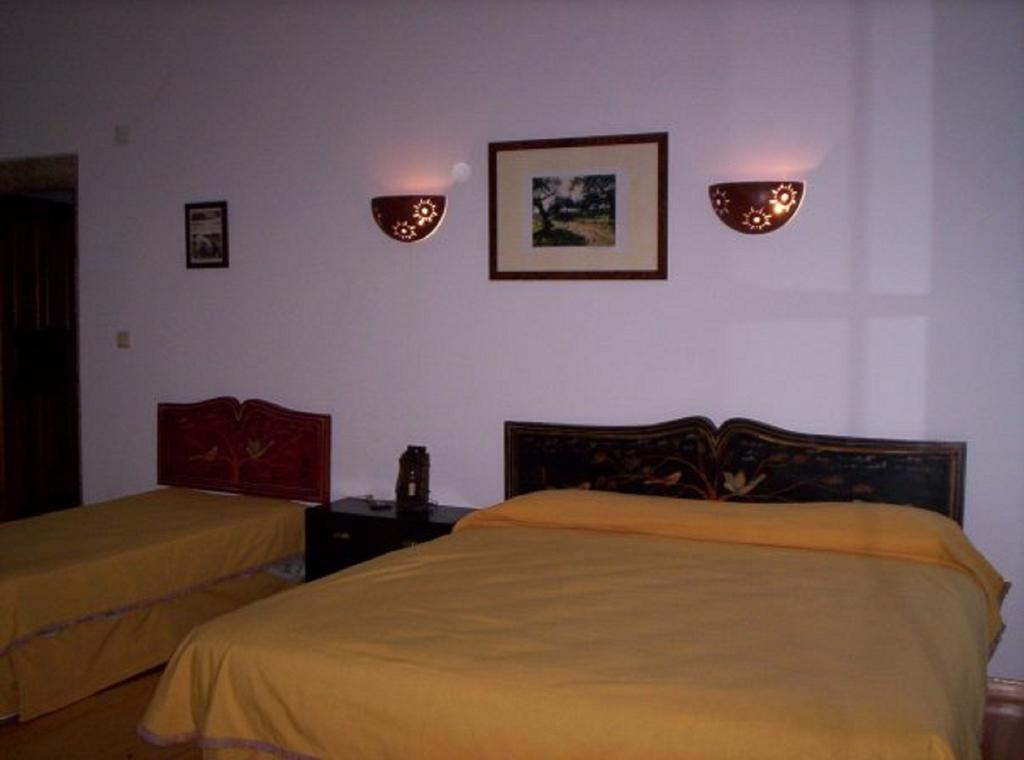 Casa Do Chafariz Hotel Монсанту Стая снимка